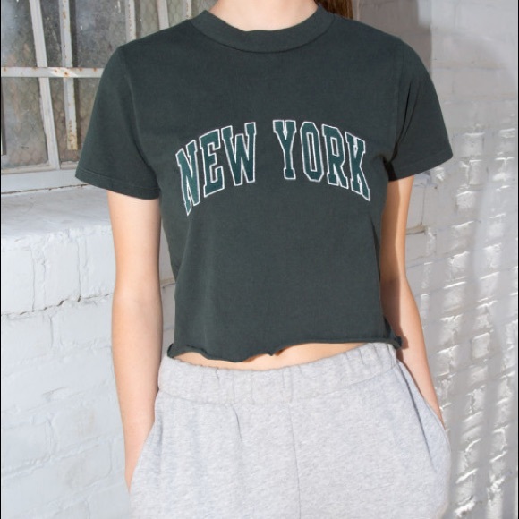 Brandy Melville Crop Top - Picture 1 of 5